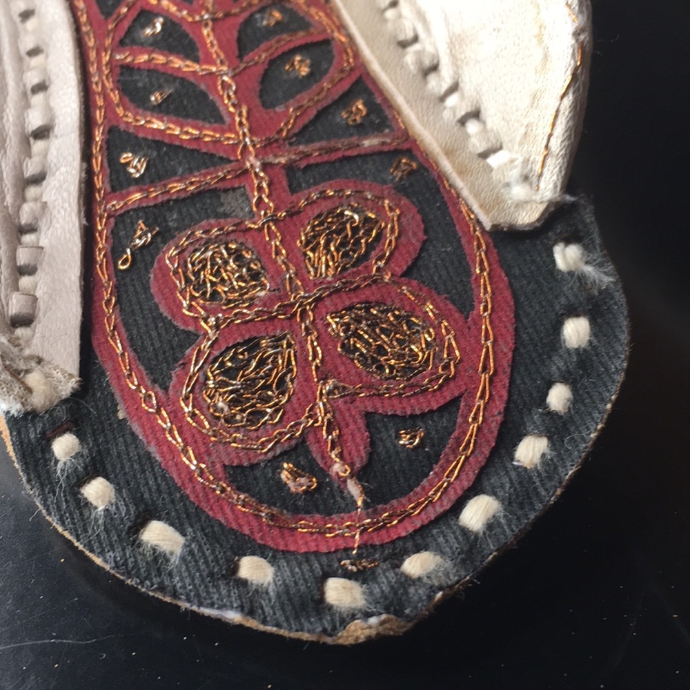 Vintage Handmade Arabian slippers - Picture 4 of 8